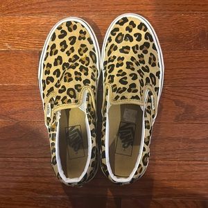Vans size 6.5 women leopard VGUC size 36.5